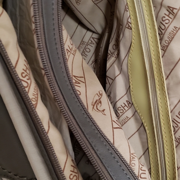 Purse - Picture 6 of 8